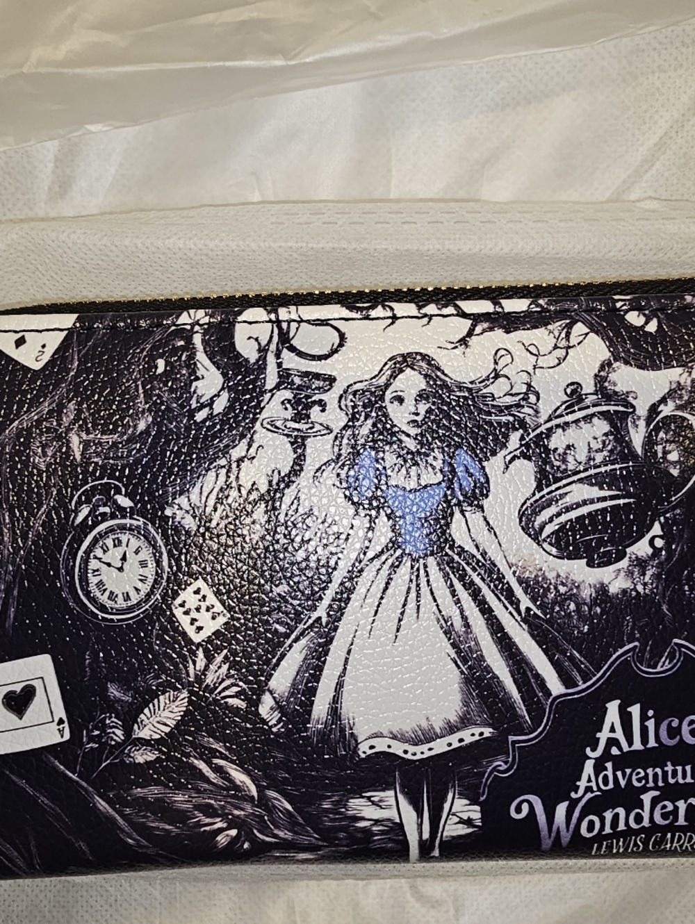 🌟Alice in Wonderland Themed Women's Wallet - "Down the Rabbit Hole" 🌟